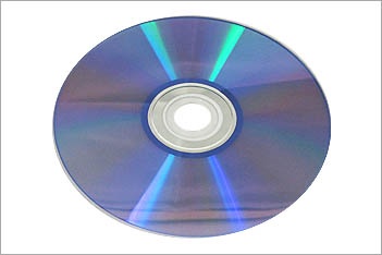 How to Clean Your CDs, DVDs and Blu-ray Discs